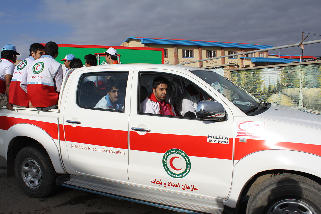 Guerre contre l'Iran, jour 7 : Crise humanitaire, 800 morts iraniens, l'Assemblée des experts se réunit